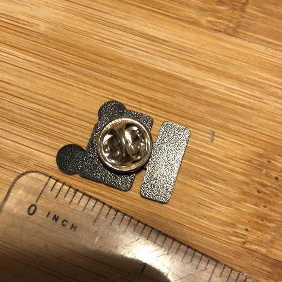 Hi pin - Picture 2 of 2